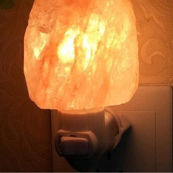 Himalayan Salt Night Light - Picture 9 of 11